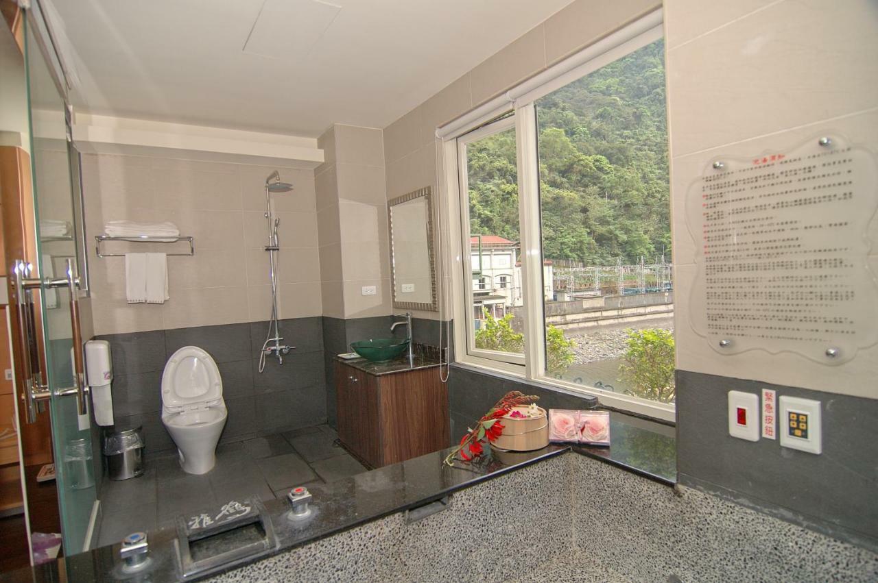 Hoya Hot Spring Inn Vulaj Kültér fotó